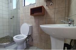 5 Bedroom Property for Sale in Ladybrand Free State